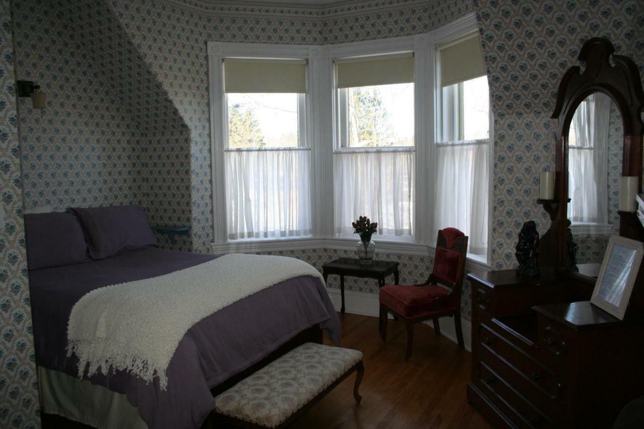 Sackville Bed And Breakfast Экстерьер фото