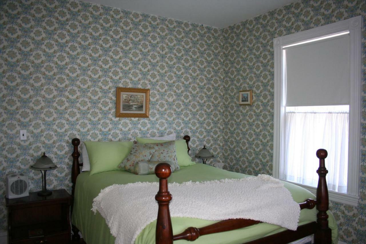 Sackville Bed And Breakfast Экстерьер фото